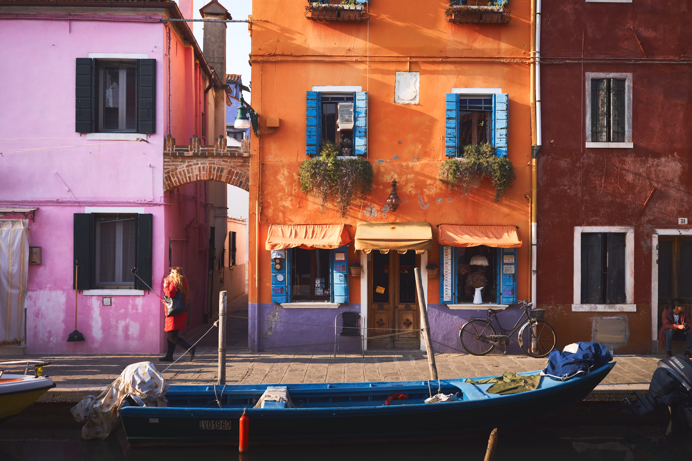How to Plan a Stunning 2 Week Europe Trip (+ Frugal Travel Ideas!)